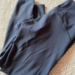 LULULEMON size 6 leggings